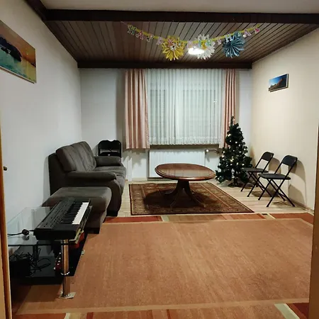 Spacious House For Groups Up To 12 Guests * Dillenburg