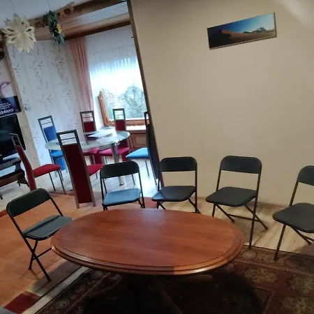 Spacious House For Groups Up To 12 Guests Dillenburg