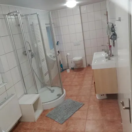 Spacious House For Groups Up To 12 Guests * Dillenburg